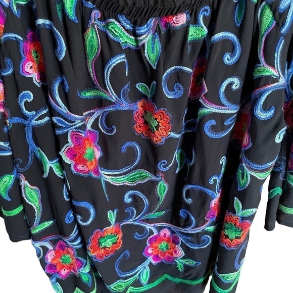 KAREN KANE OFF SHOULDER FLORAL EMBROIDERED MULTI COLOR TOP SIZE M - Picture 5 of 7